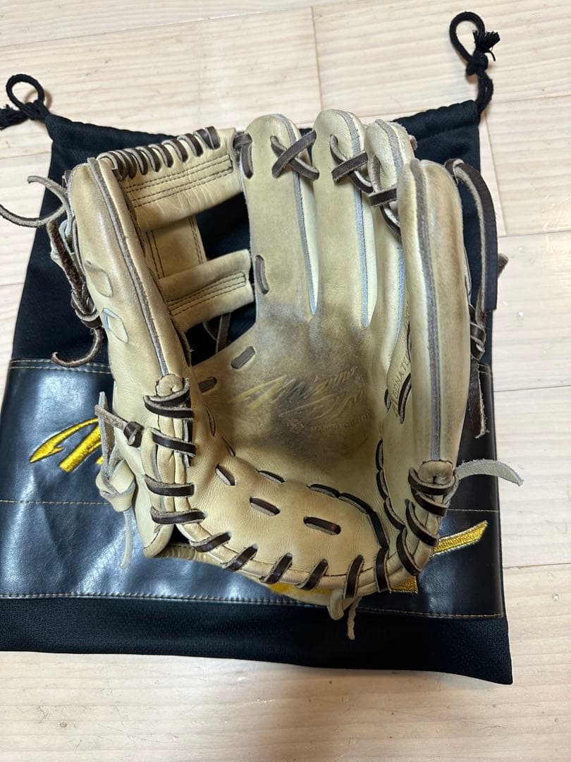 ニックさん専用　　ミズノプロ 硬式用 グラブ　内野手用　グローブ　高校野球対応