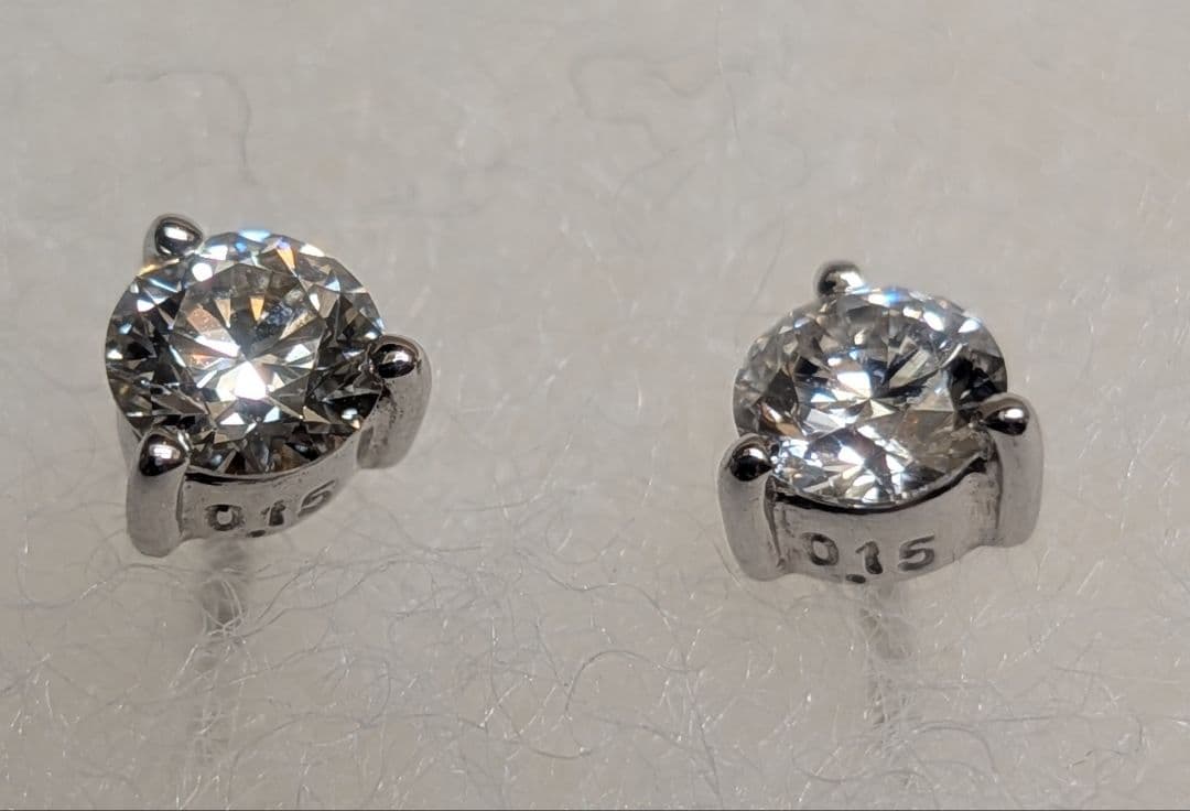 【Chaco】TASAKI ダイヤモンドピアス　18WG 0.15カラット