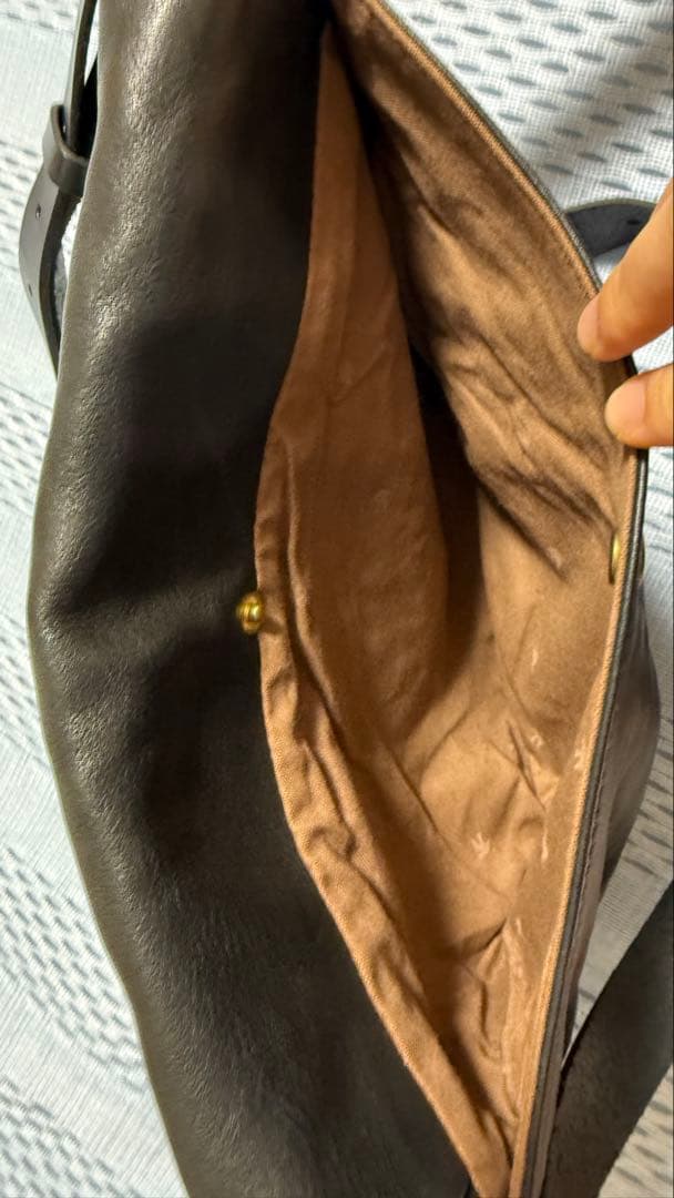 sot ハンドウォッシュレザー　ショルダーバッグ　黒