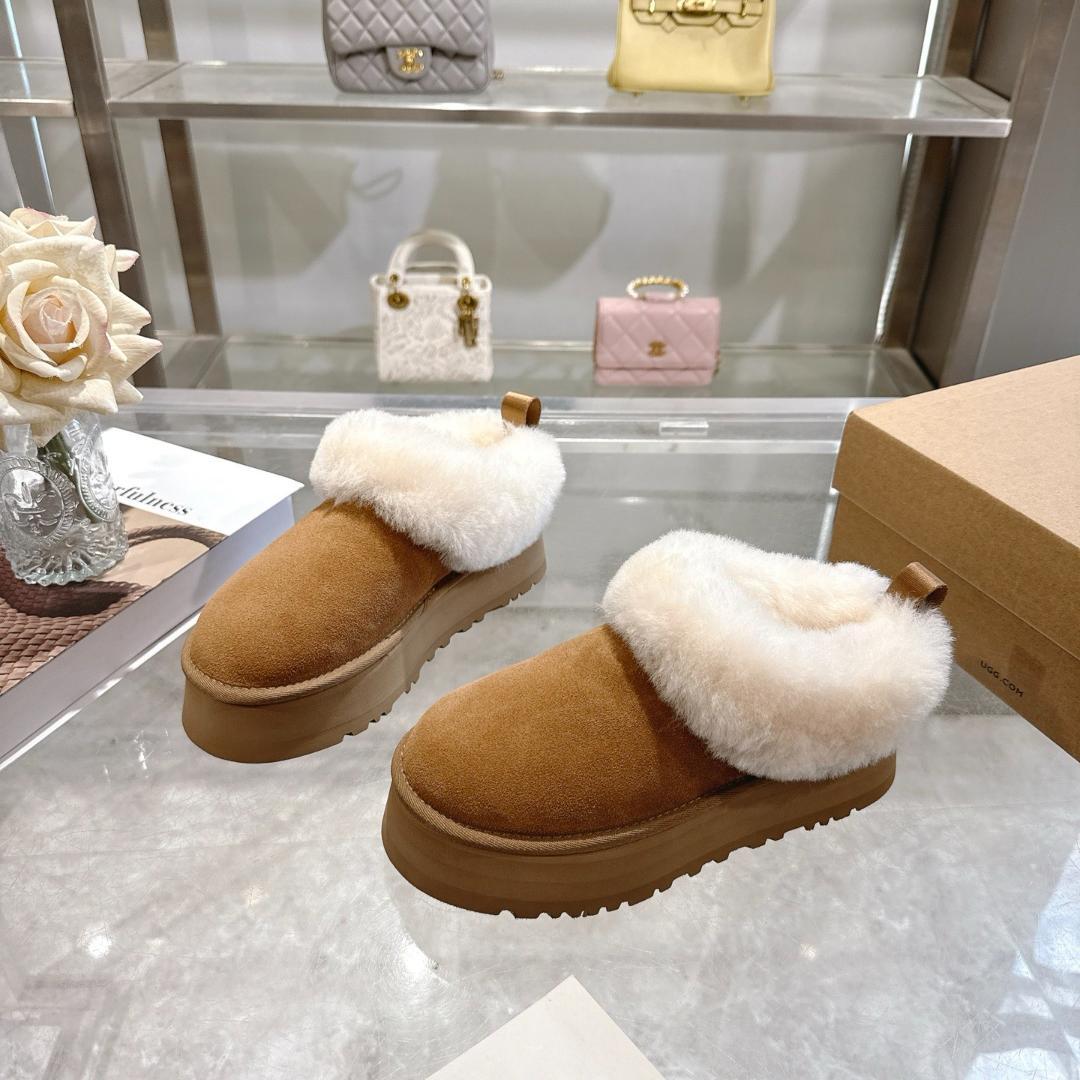 新品 UGG ブラウン ムートンブーツ 厚底