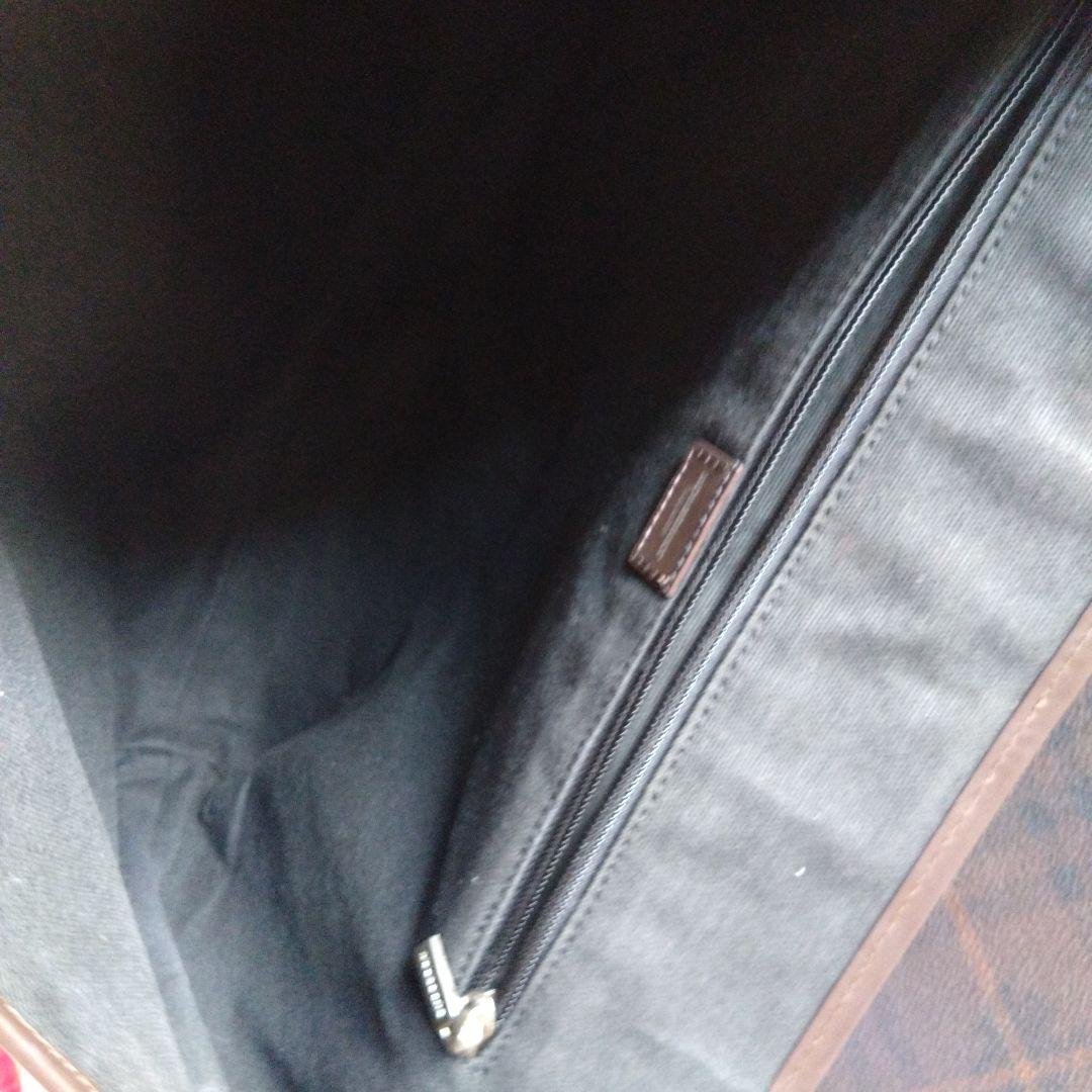 美品です。バーバリーショルダー