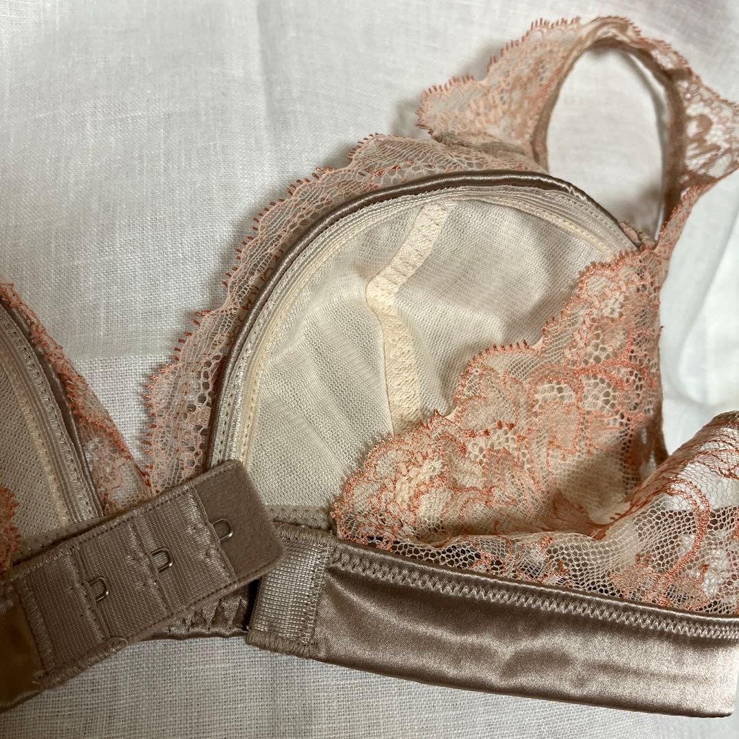 langelique ミロ　ノンワイヤーブラ・ショーツセットM