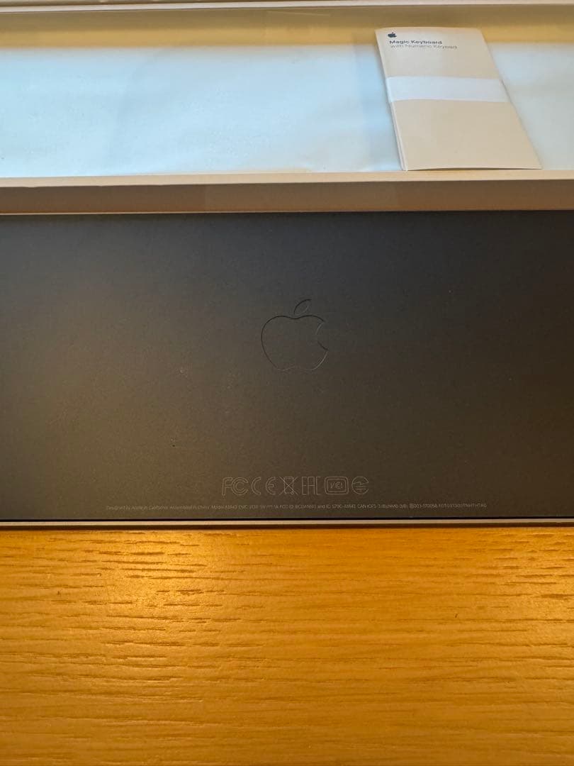 キーボード magic keyboard with Numeric Space Gray