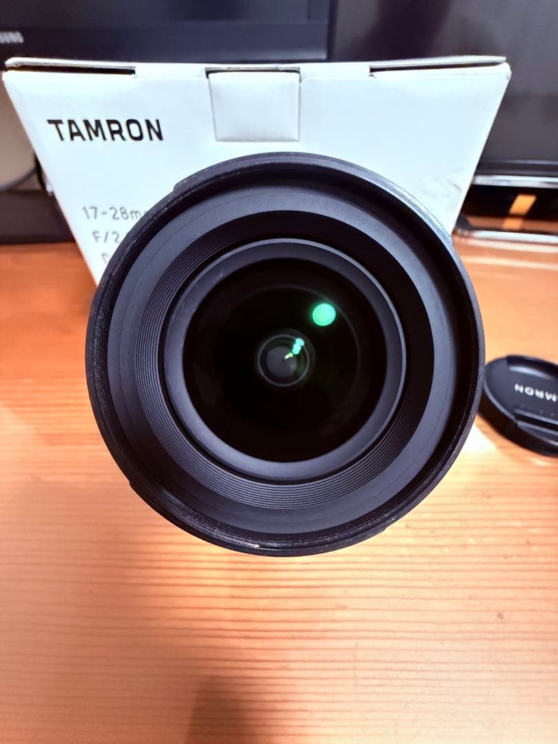 美品TAMRON17-28mm F2.8 Di III RXDソニーEマウント