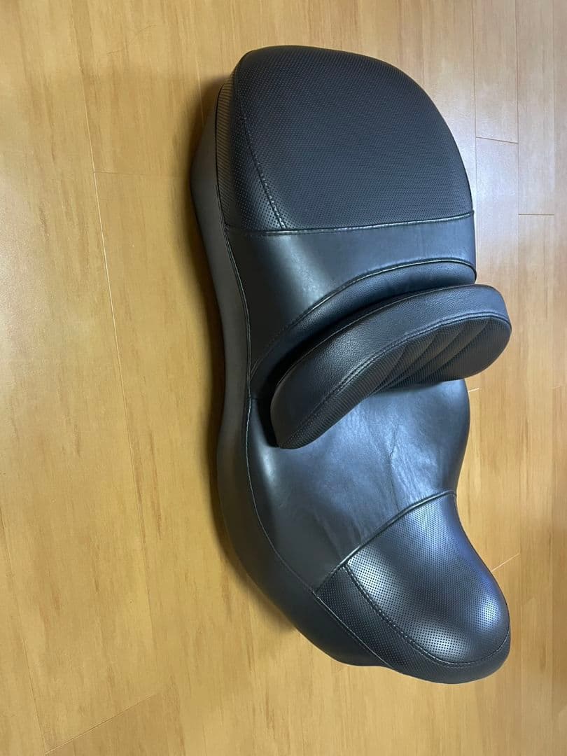 ＣＶＯ純正ヒーター付きシート美品。