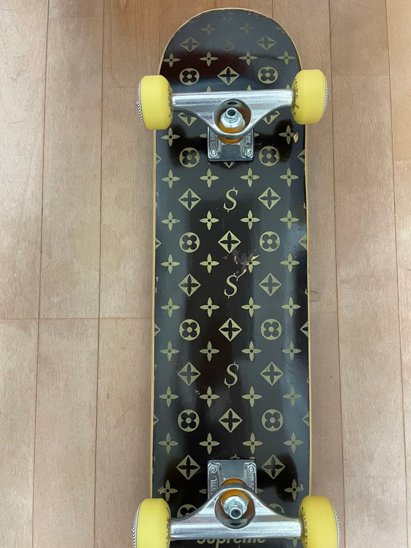 2*1様 Supreme シュプリーム　ヴィトン　ルイヴィトン　スケボー　デッキ