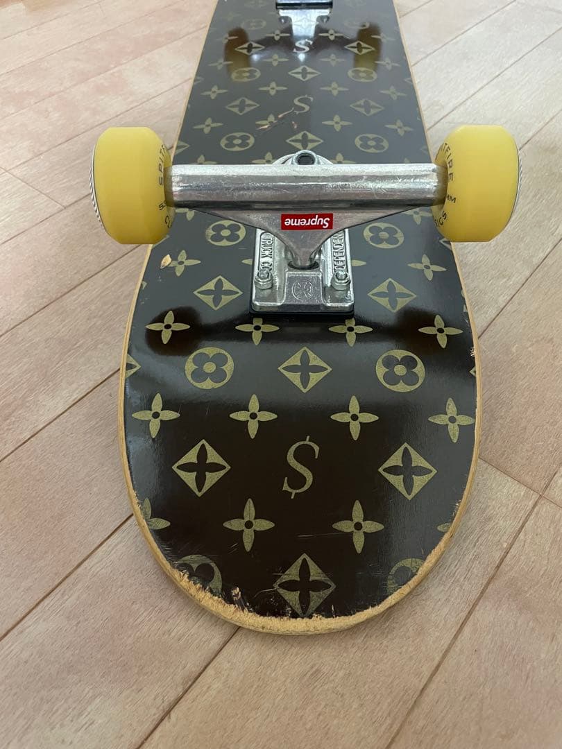 2*1様 Supreme シュプリーム　ヴィトン　ルイヴィトン　スケボー　デッキ