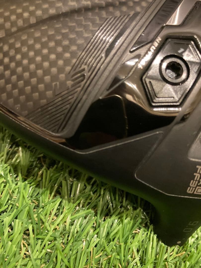 ●かなり美品　激飛び●コブラ DS ADAPT LS ドライバー9度ヘッド単体