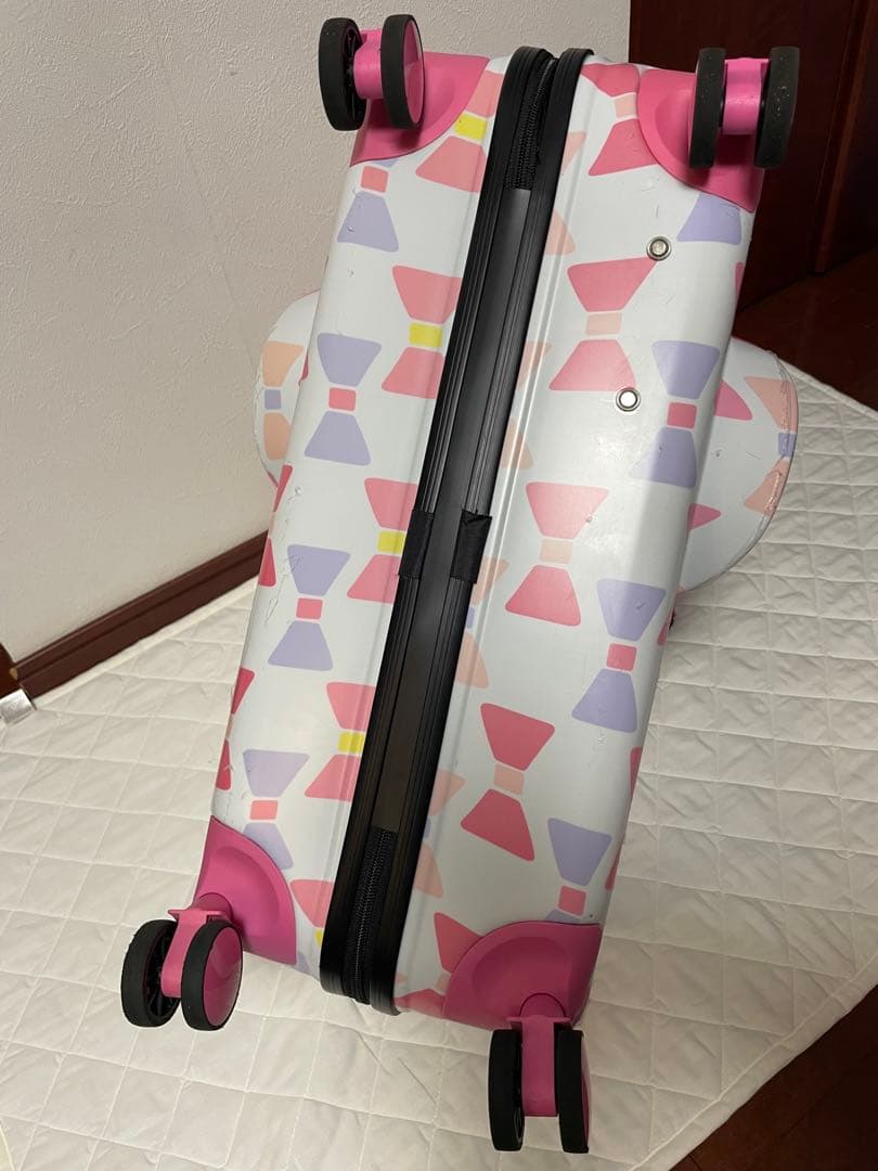 NORICCO ノリッコ 子供が乗れる キャリーケース TSAロック リボン柄♪