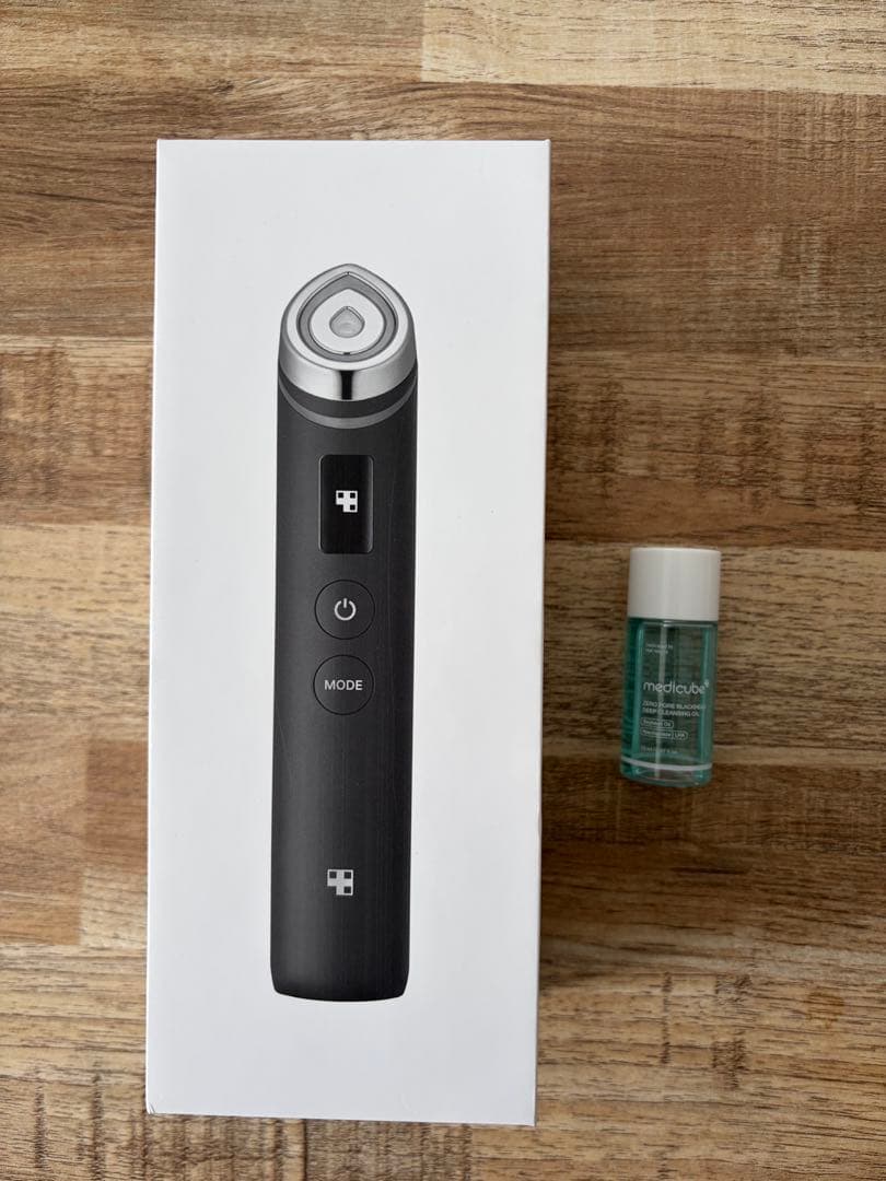 メディキューブ美顔器＆クレンジングオイル