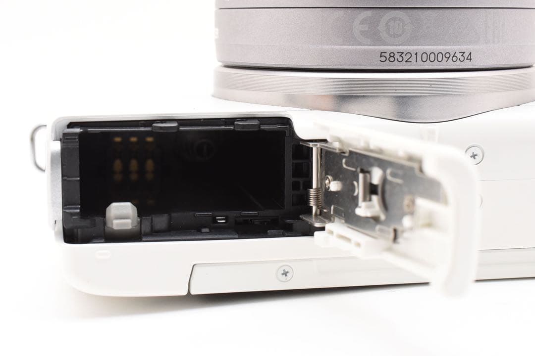 美品　CANON EOS M100 EF-M 15-45mm IS STM