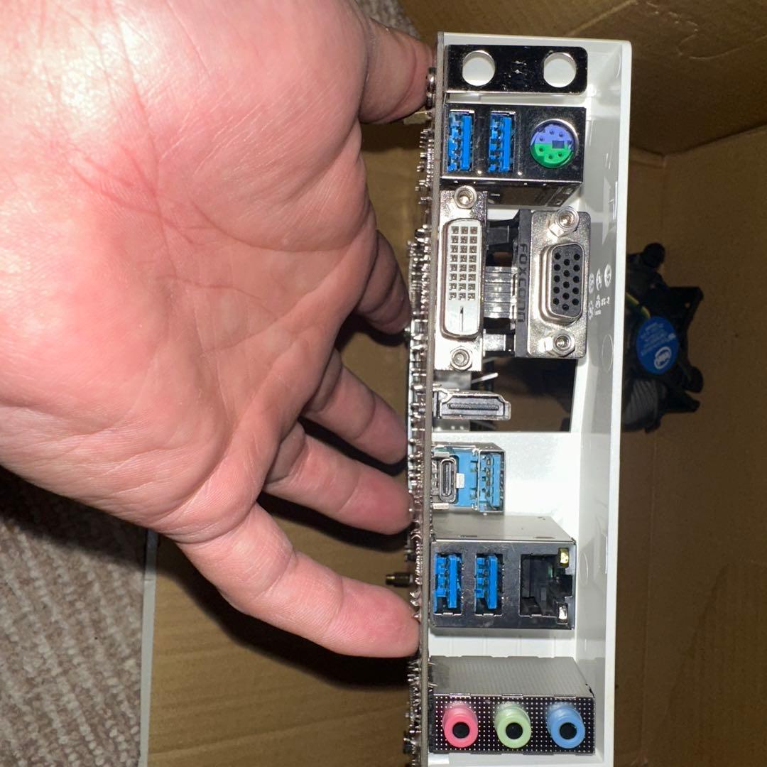 ASRock H270 Pro4 Corei7-7700 DDR4 8GBx2枚