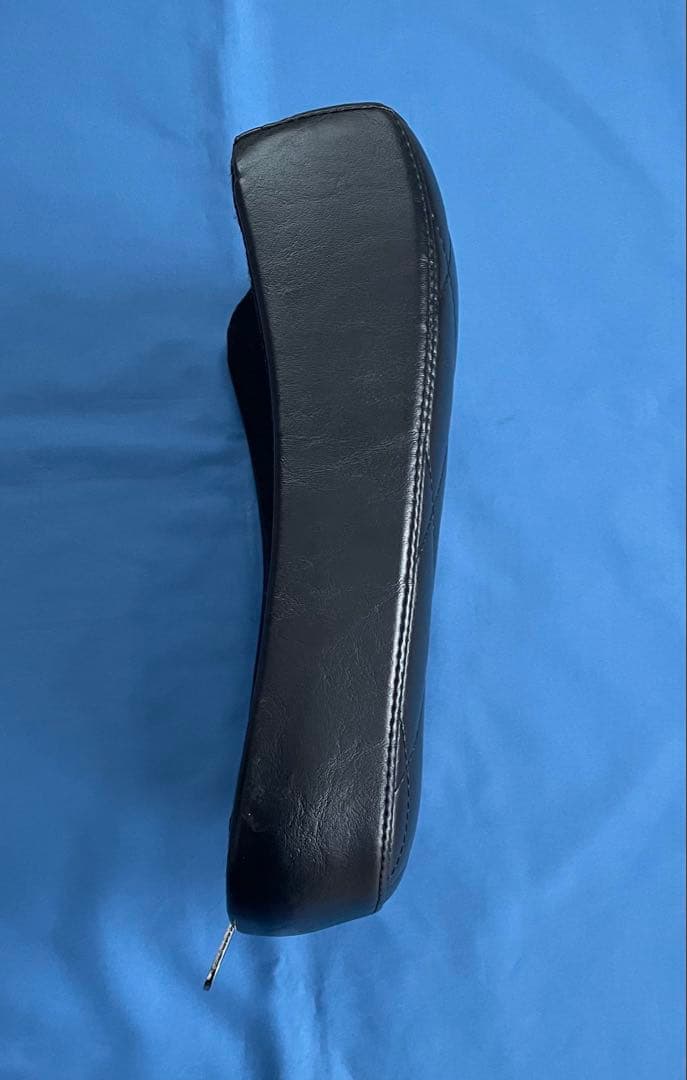 ラペラ　ハーレー　スポーツスター用　ピリオンシート