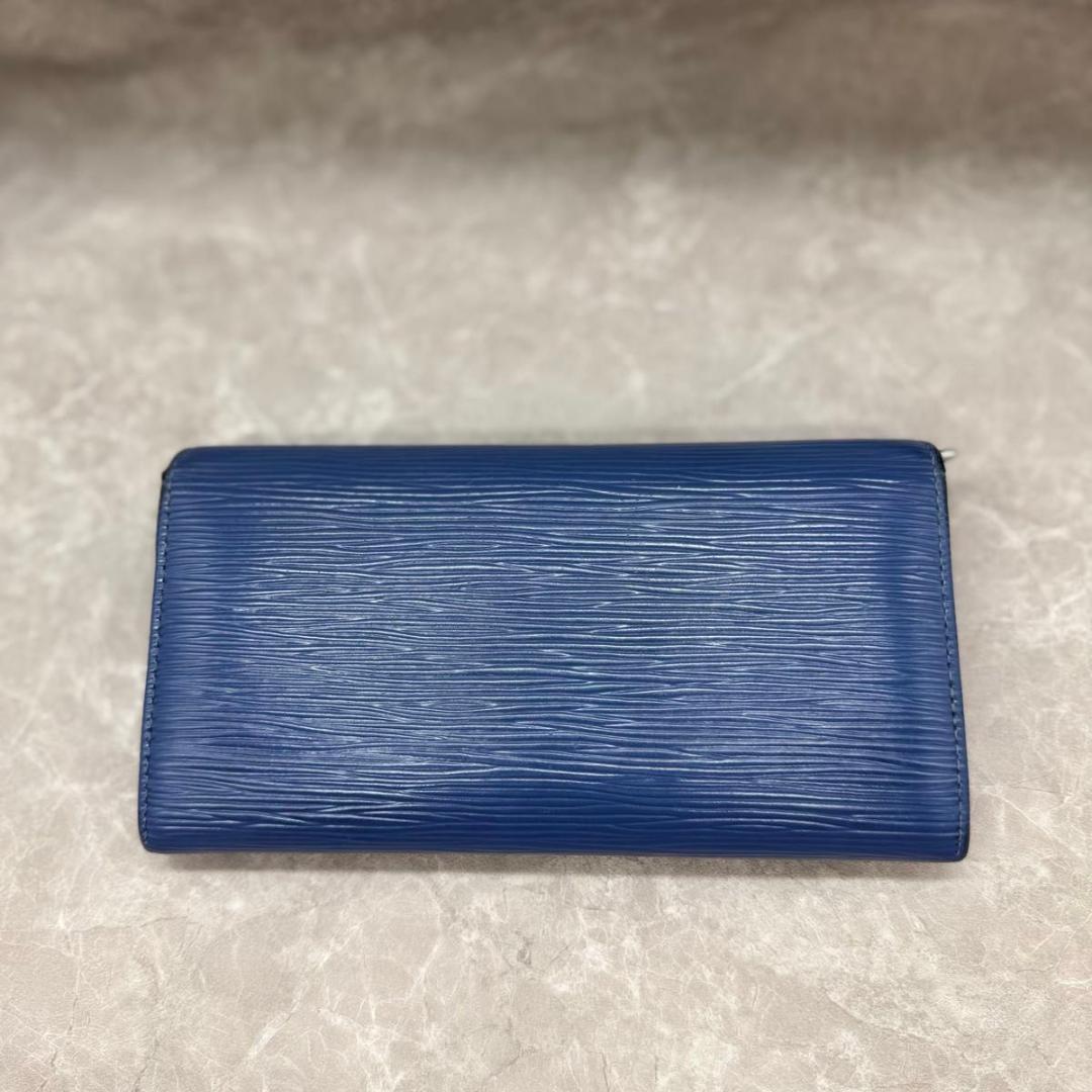 ルイヴィトン　VUITTON エピ ルイヴィトン　長財布　ブルー系