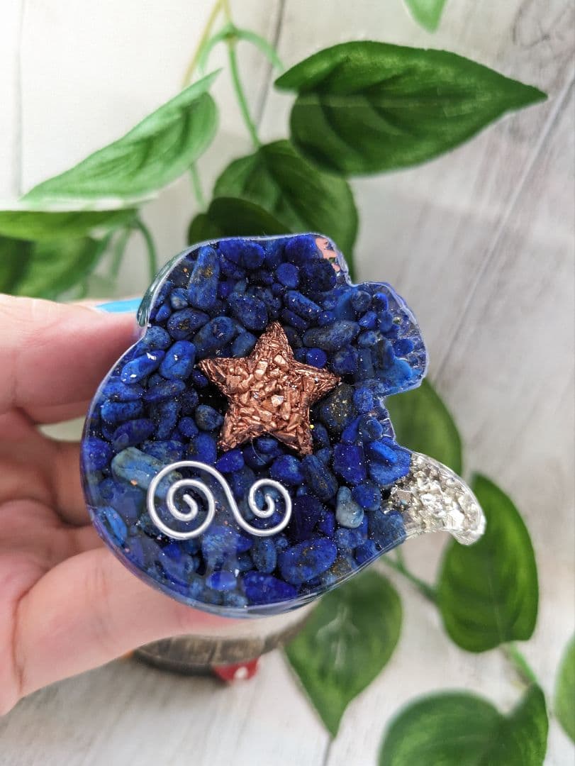 【ひまわり】ラピスラズリのきつねさん形オルゴナイト☆他２点