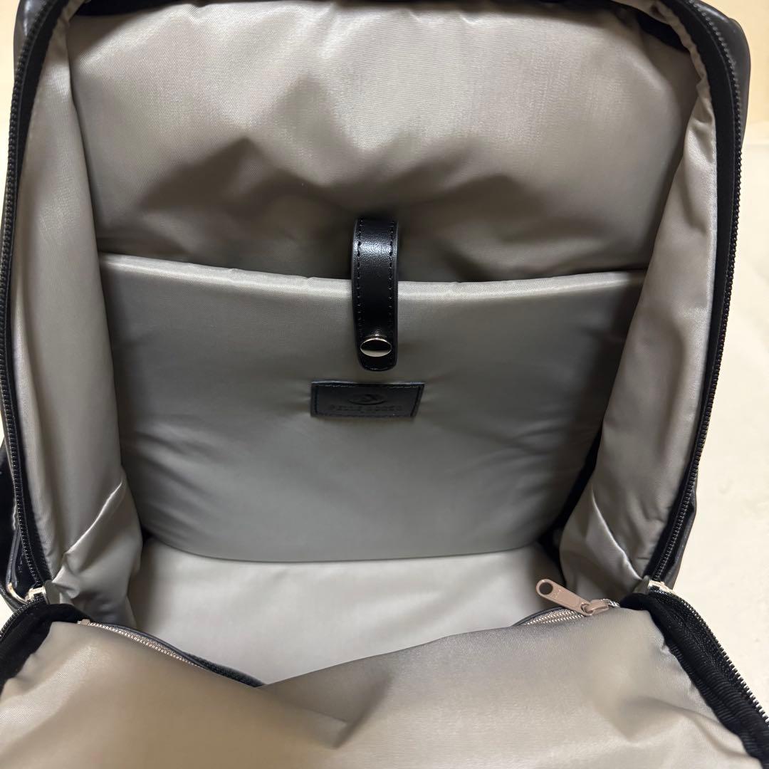 美品　ペレボルサ　ギャザーリュック　チアーズ　Cheers　バックパック　黒