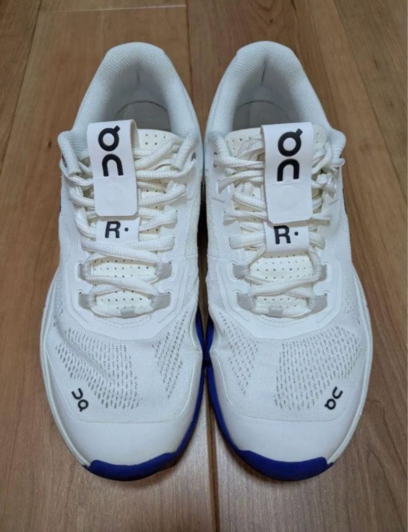 on テニスシューズ the Roger pro　27cm ※箱付き