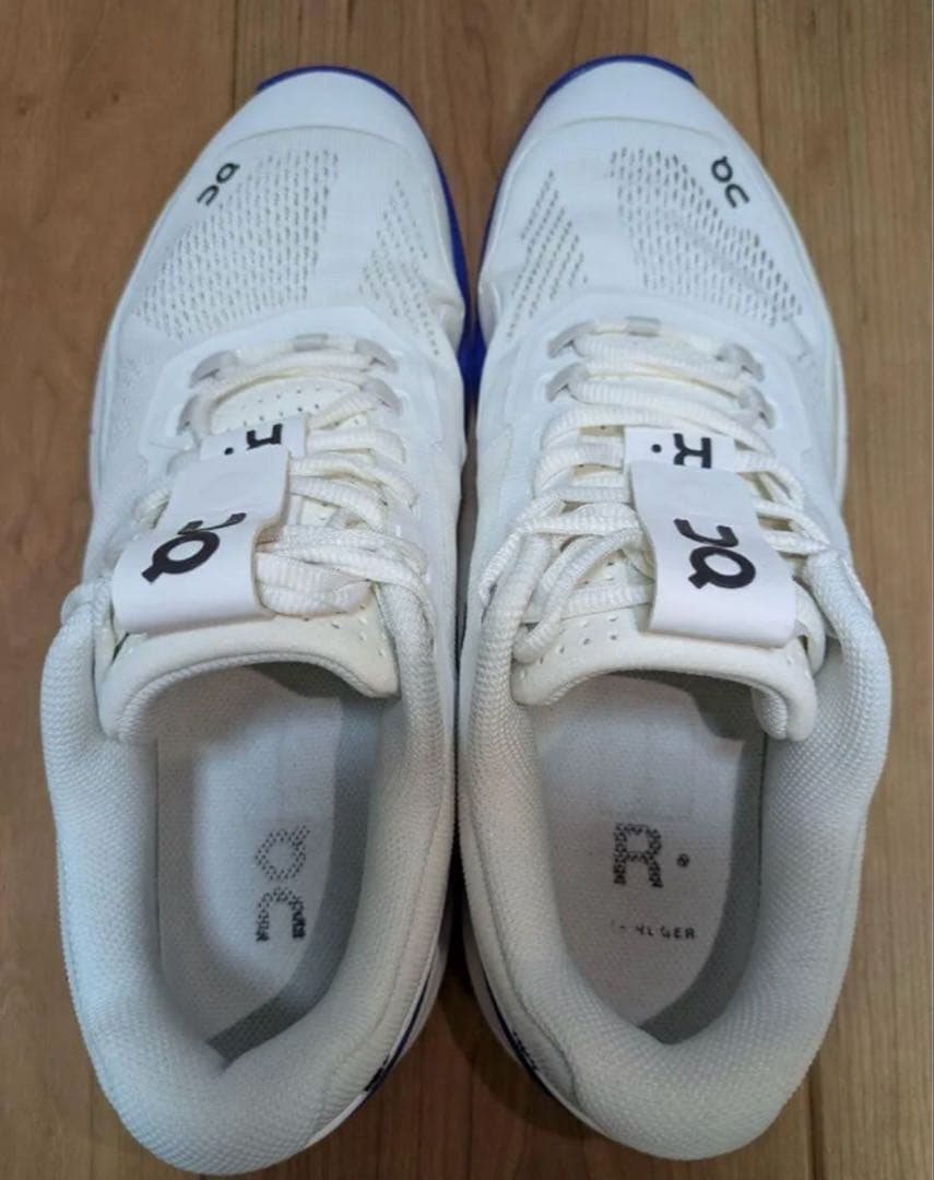 on テニスシューズ the Roger pro　27cm ※箱付き