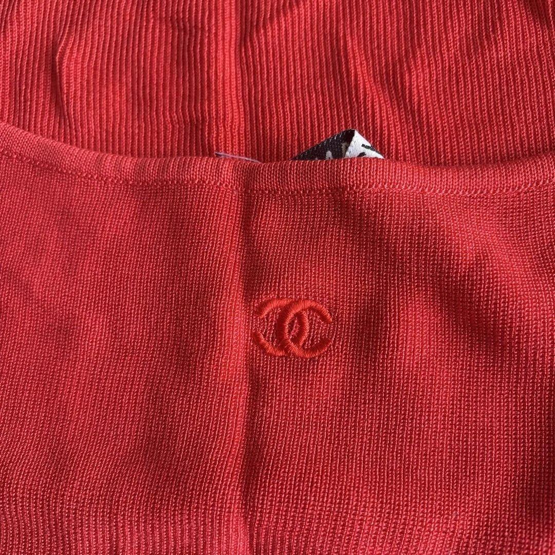CHANEL BOUTIQUE 赤 リブ編み ホルターネック　キャミソール
