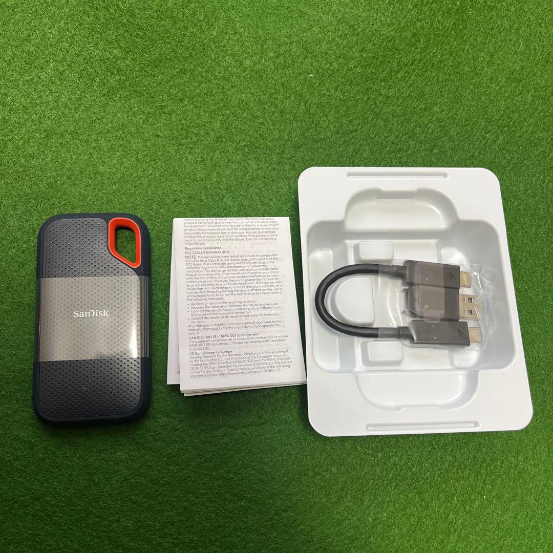 SanDisk 2TB 外付けSSD SSDSD61-2T00-GH25