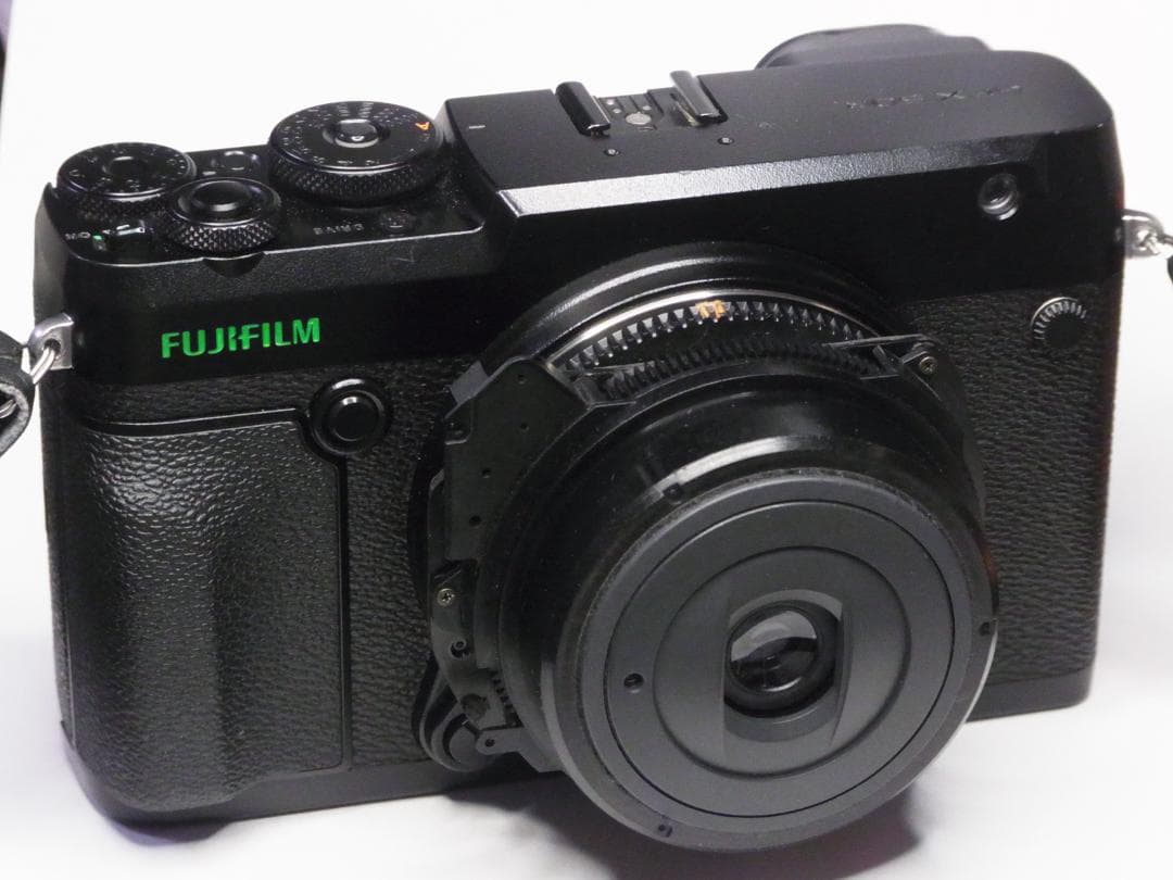 GFX用自作レンズ　60mm　F12.3　(もとはチェキ)