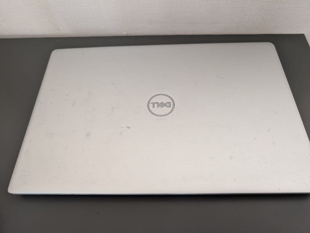 【訳あり】DELL Inspiron 7391 / Core i7 / 8GB