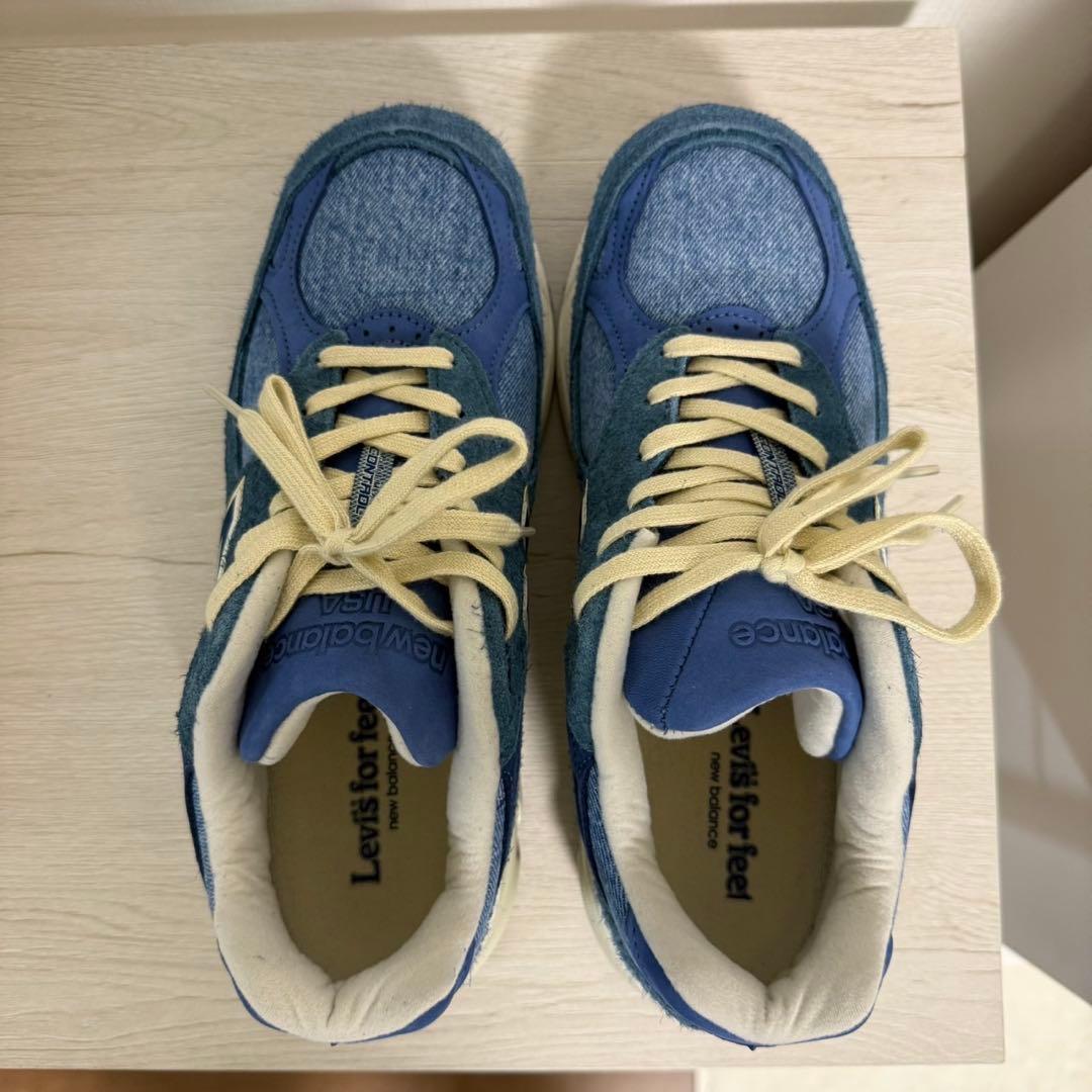 Levi’s × New Balance 990V3 \