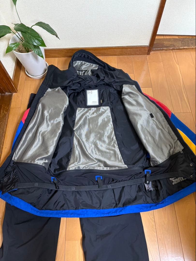 バートンak スノーボードウェア　セットアップ Mサイズ　ホームクリーニング済