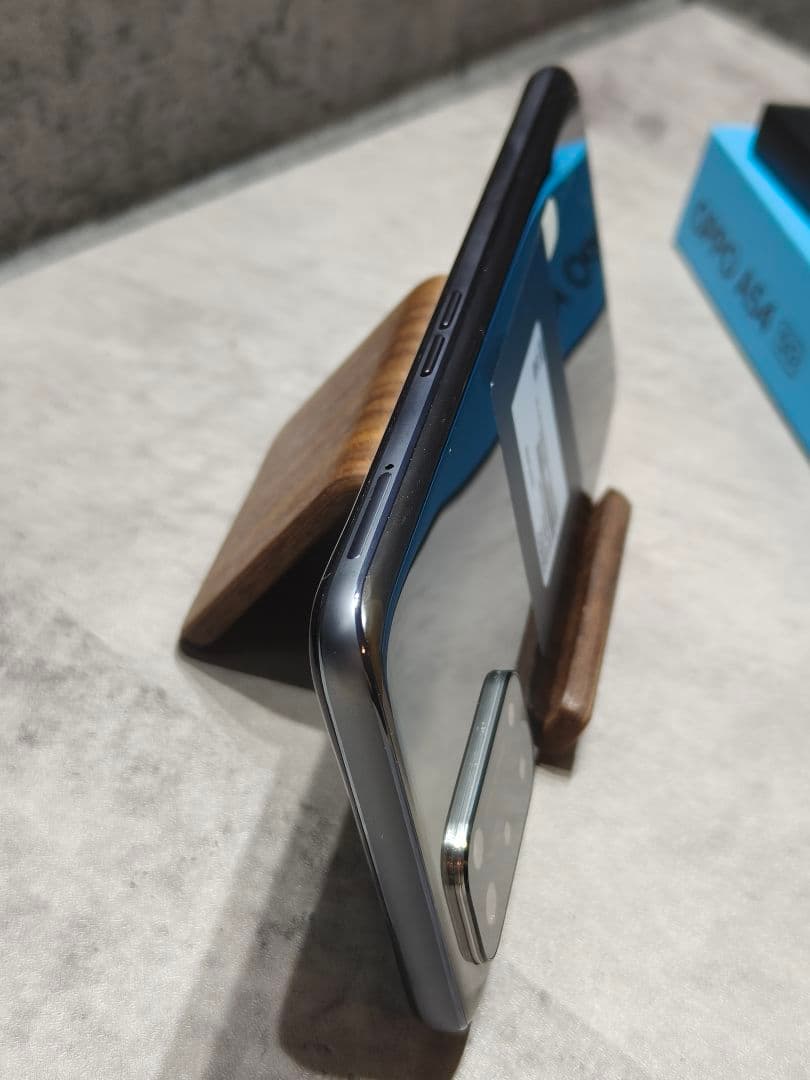 美品 OPPO A54 5G OPG02 SIMフリー スマホ