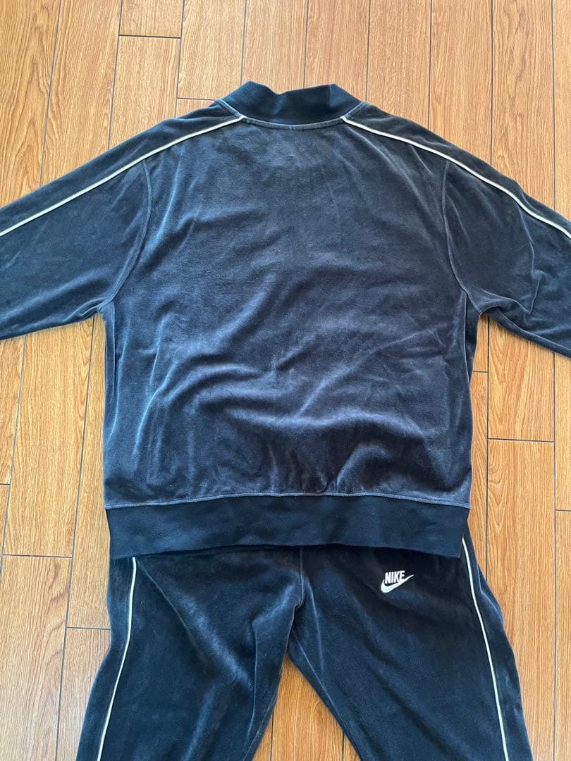Nike ベロアセットアップ