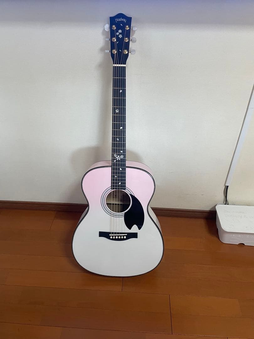 Headway Guitars 月見夜桜　 未使用　傷有り