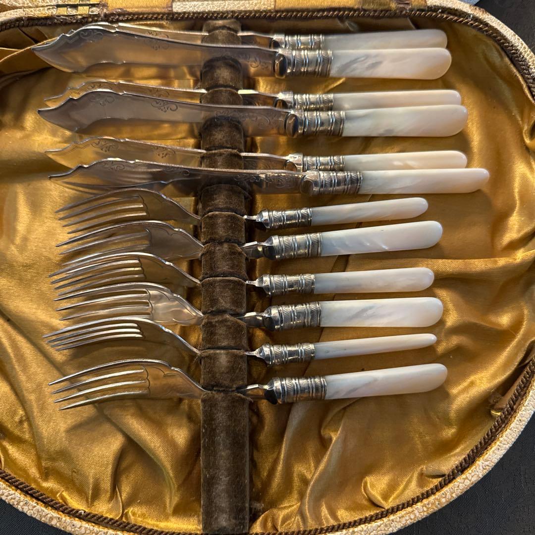 癒*い様 英国クラシック カトラリーセット、アンティーク、白蝶貝のハンドル イギ