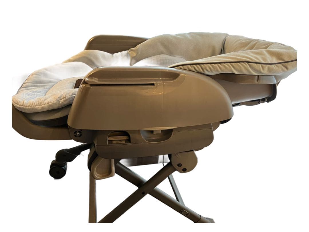 【引き取り可】コンビ ネムリラ ハイローチェア AUTO SWING LM