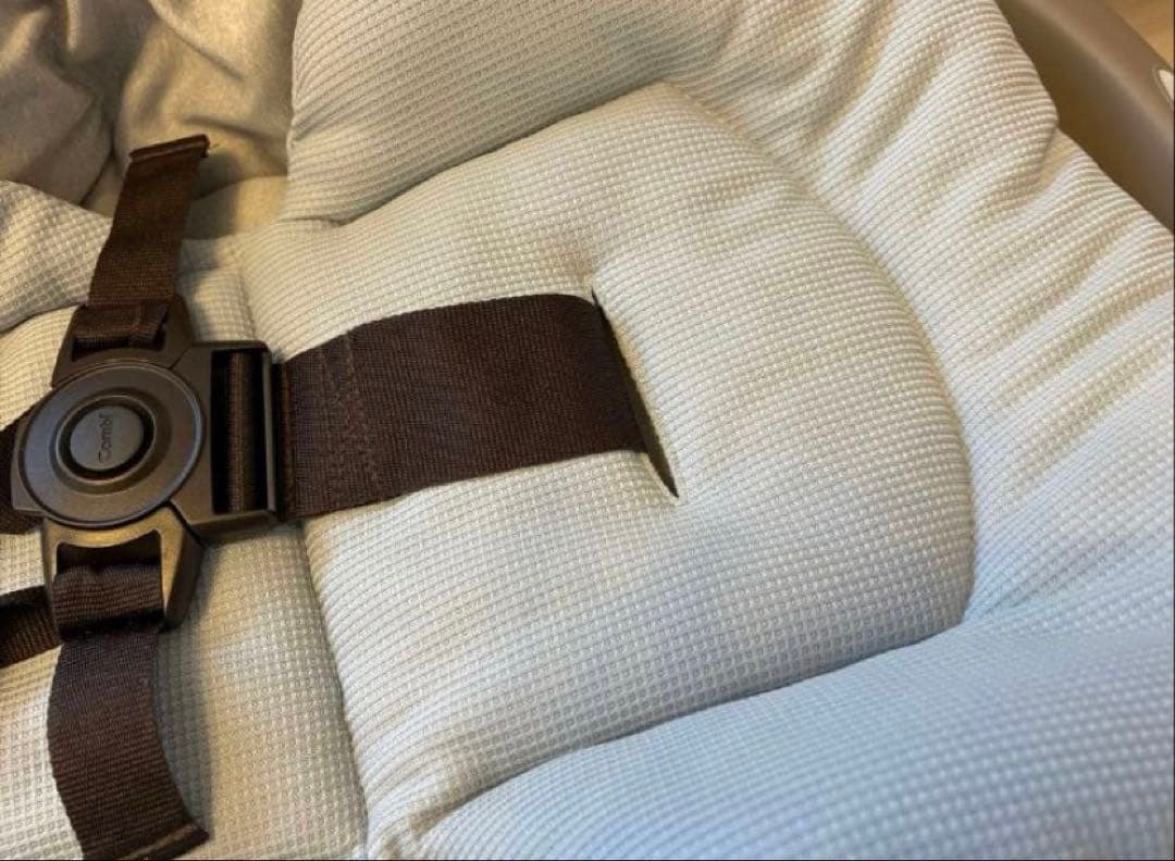 【引き取り可】コンビ ネムリラ ハイローチェア AUTO SWING LM