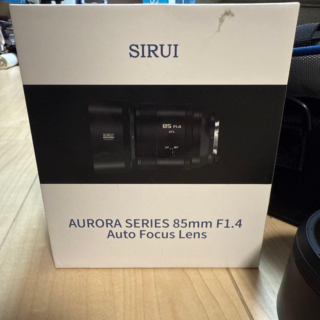 SIRUI Aurora 85mm F1.4 レンズ
