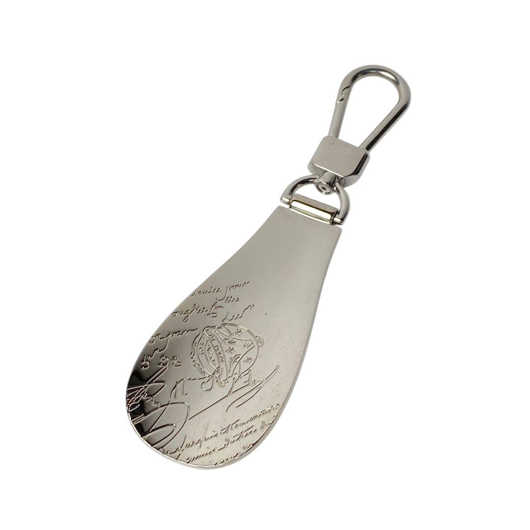 ベルルッティBerluti カリグラフィ メタル シューホーン バッグチャーム