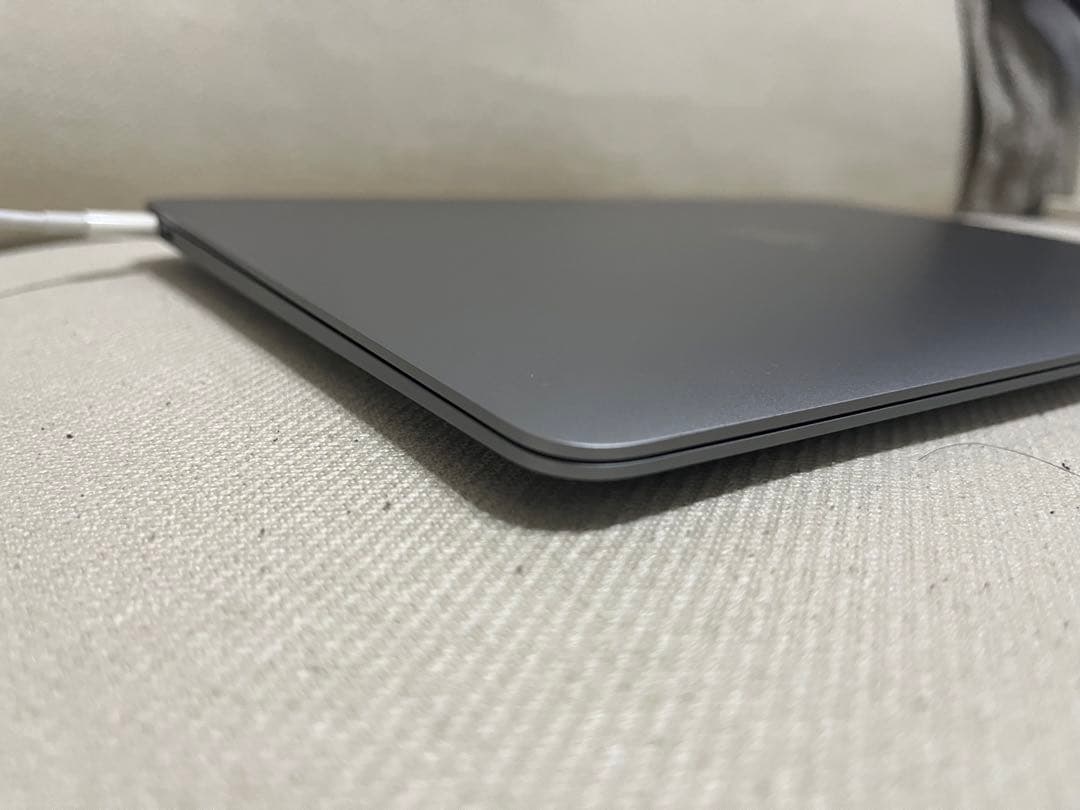 MacBook本体 MacBook Air M1 2020 8GB 256GB