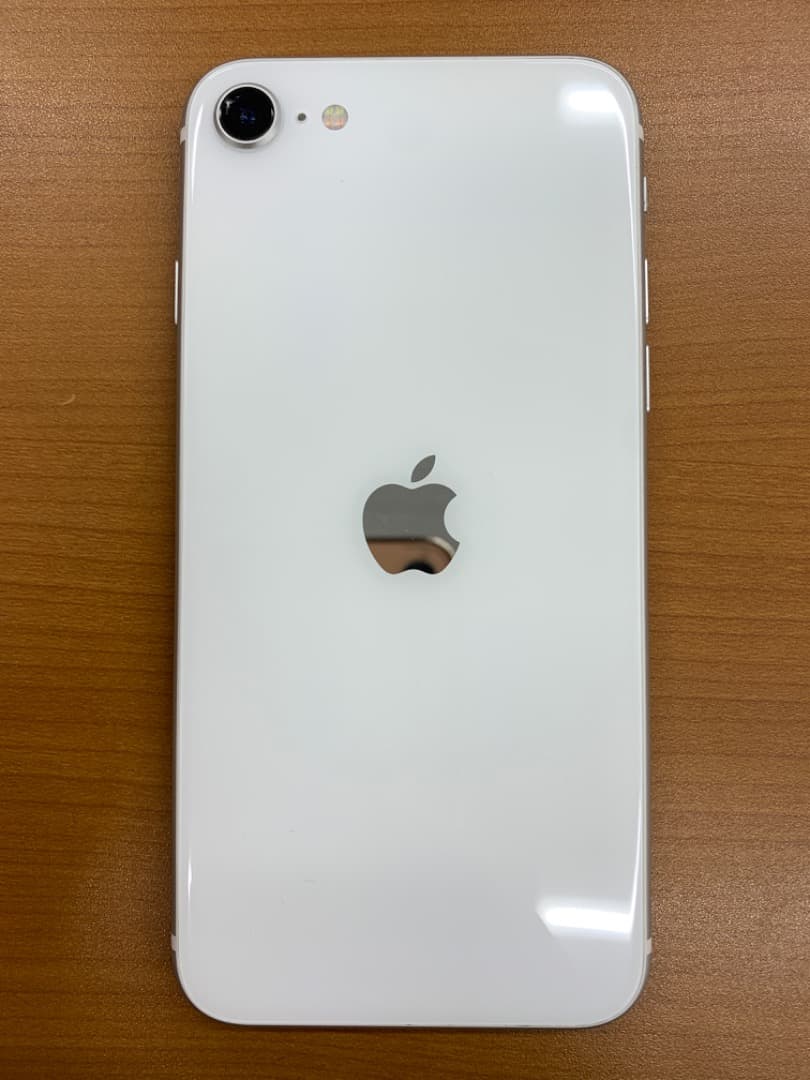 た*ん様 動作確認済 iPhone SE 第2世代 ホワイト 126GB ID