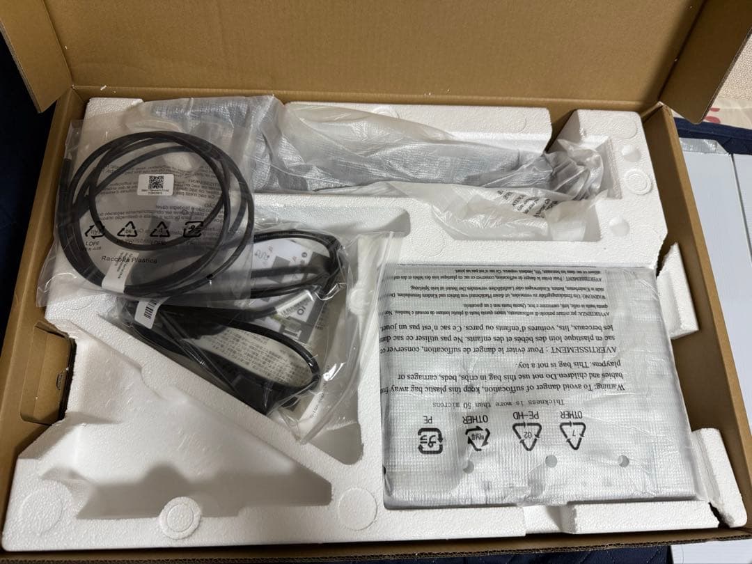 ディスプレイ・モニター本体 Lenovo ThinkVision T24h-20 61F0GAR1JP