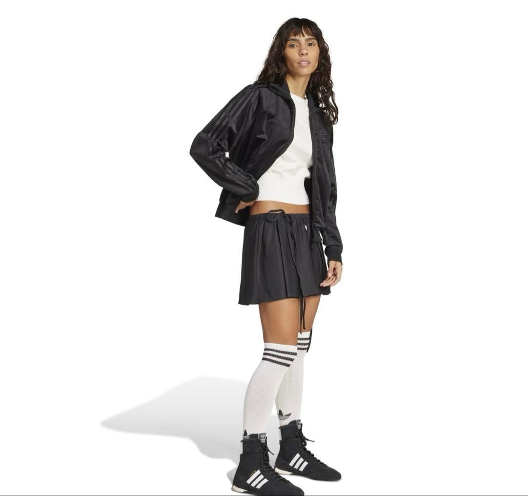 adidasベロアジャージブラック