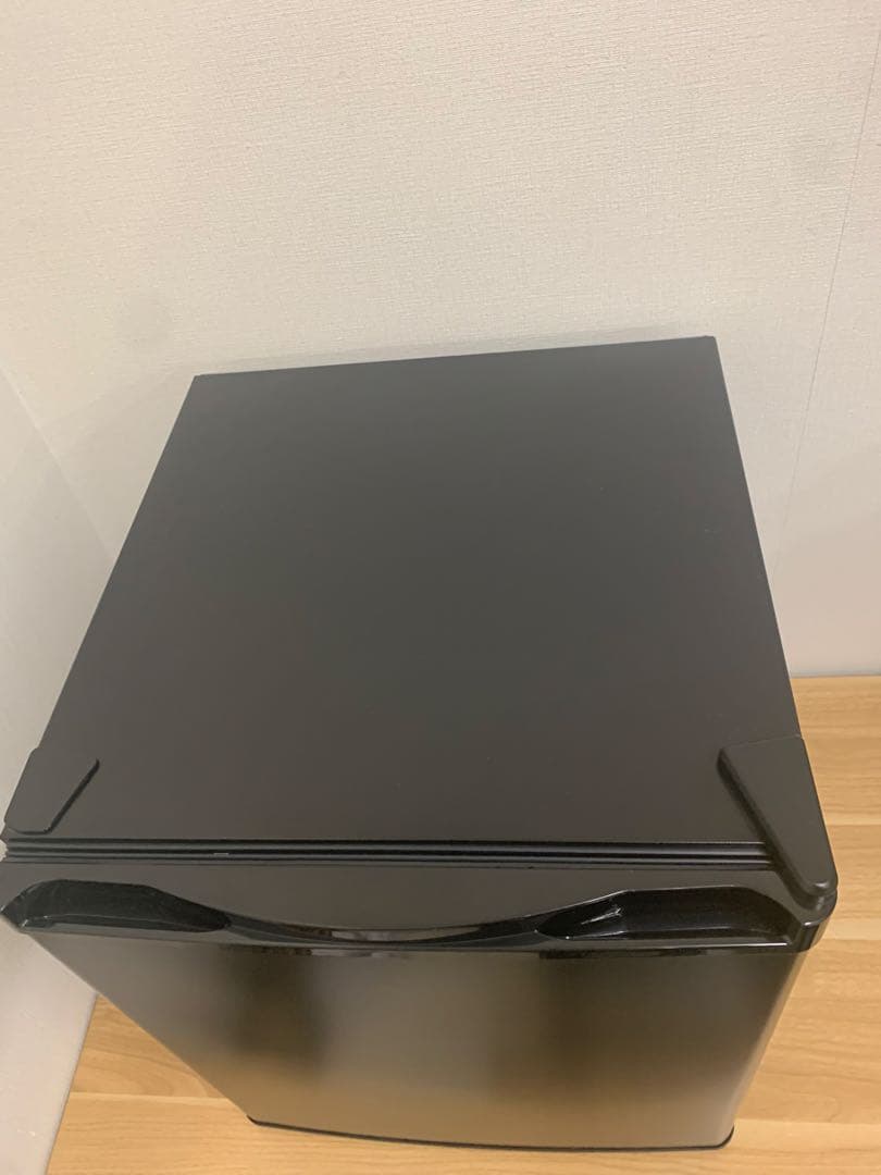 ペルチェ式小型冷蔵庫 35L