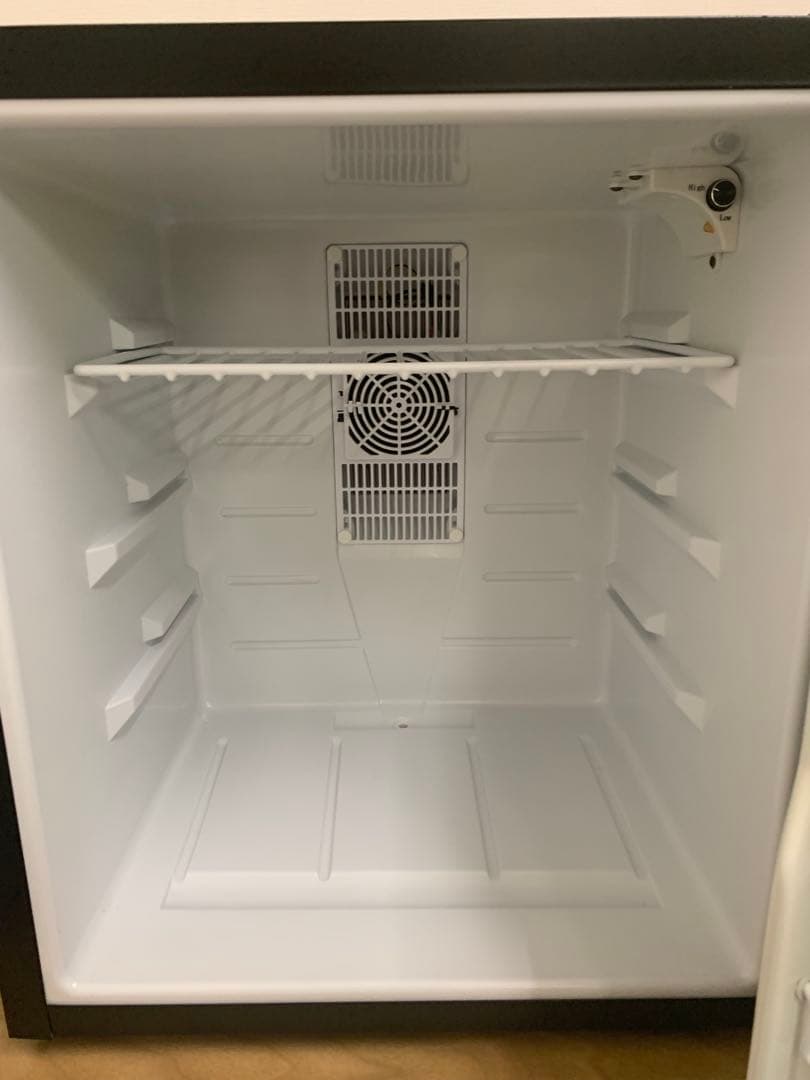 ペルチェ式小型冷蔵庫 35L