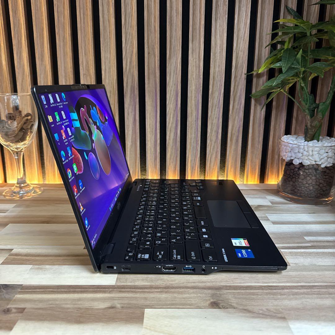 2022年モデル‼️LIFEBOOK☘️第12世代☘軽量☘️FHD☘️人気ノートパソコン