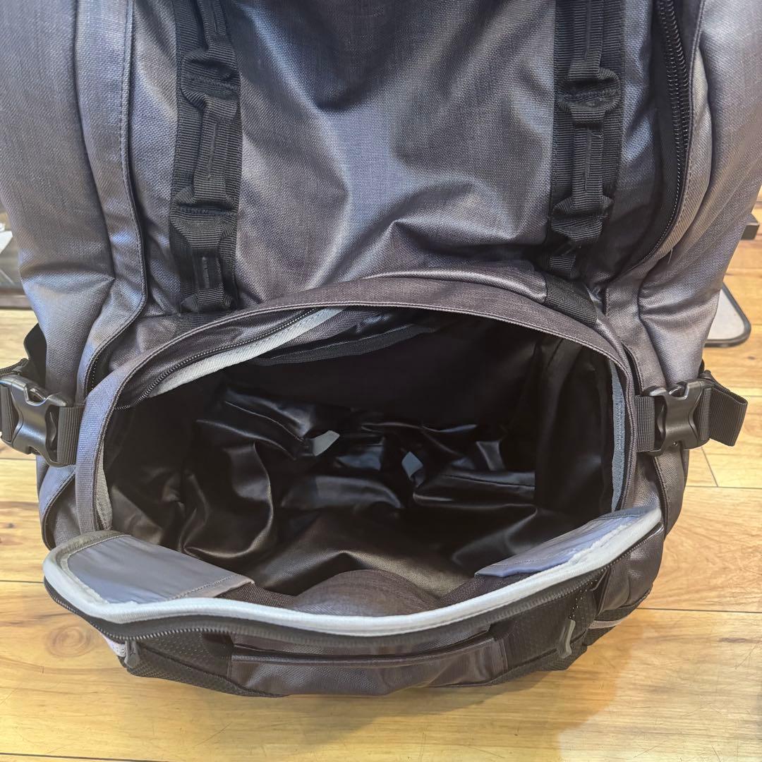 と*ー様 E129◆イーグルクリーク　PRVトランク30　キャリーケース　ブラッ