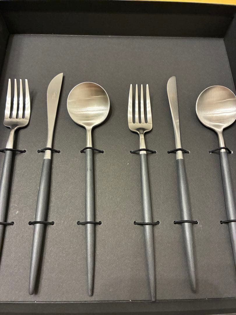 Cutipol カトラリーセット ブラックシルバー（デザート用）