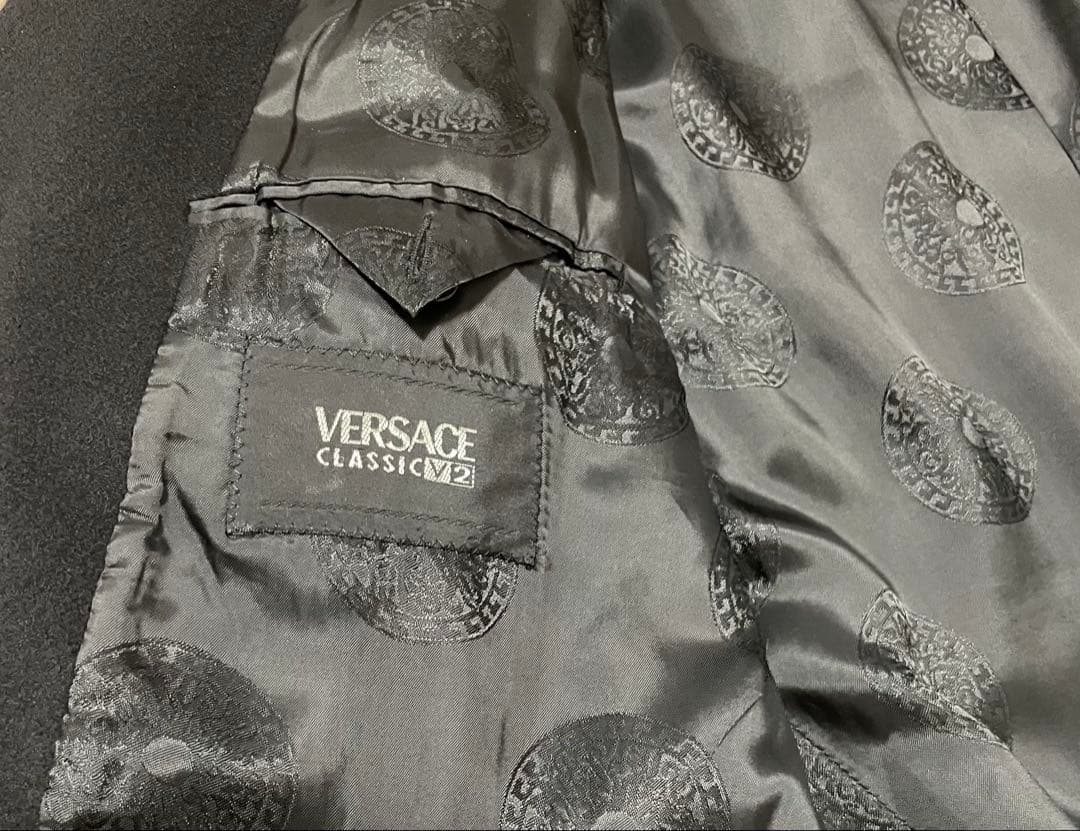 VERSACE CLASSIC チェスターコート 黒　Lサイズ～XLサイズ