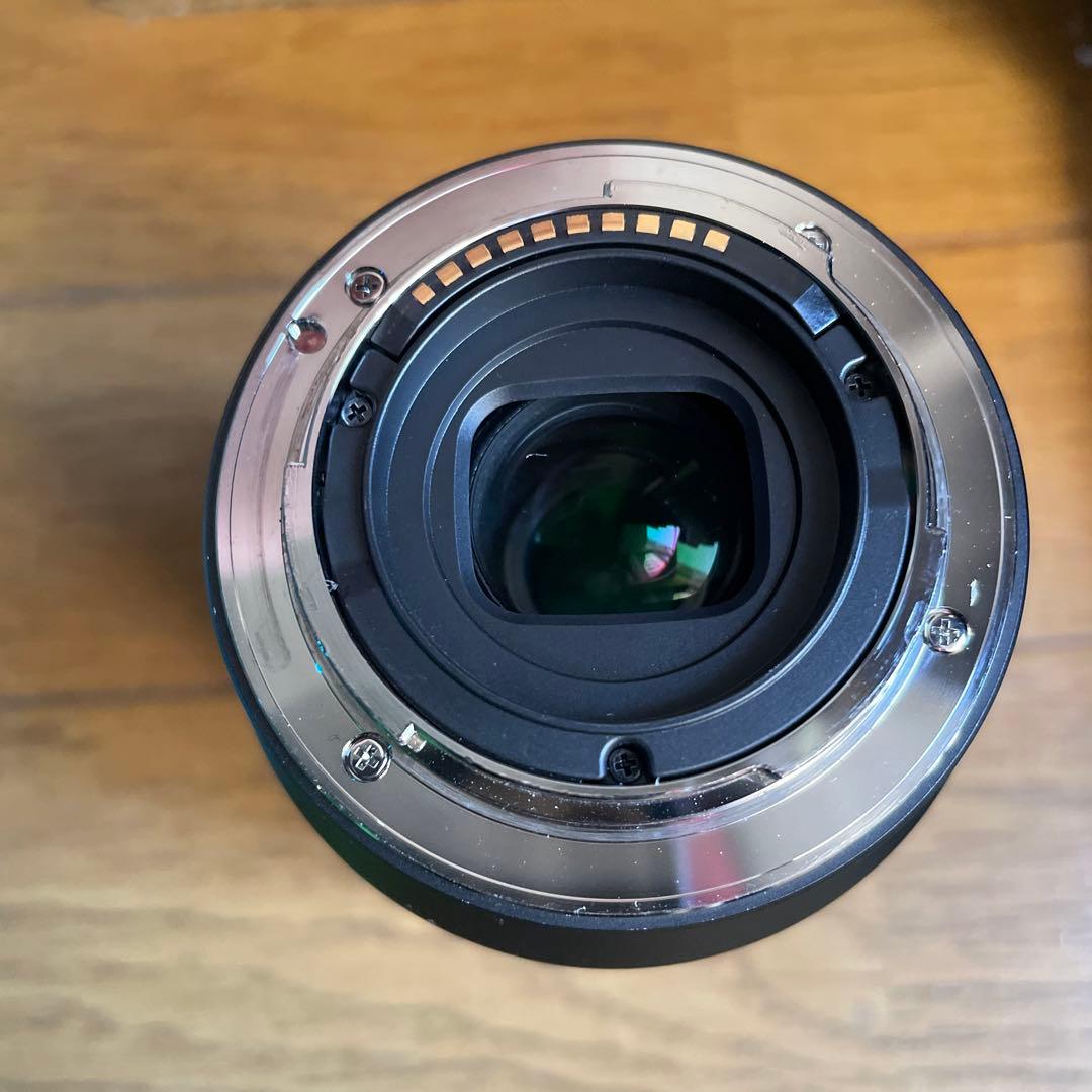 Sony E 18-105mm F4 G レンズ