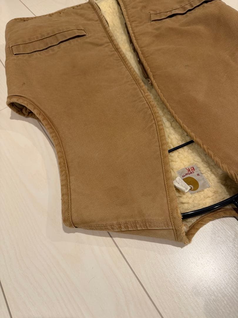 はなや　　carhartt ベスト