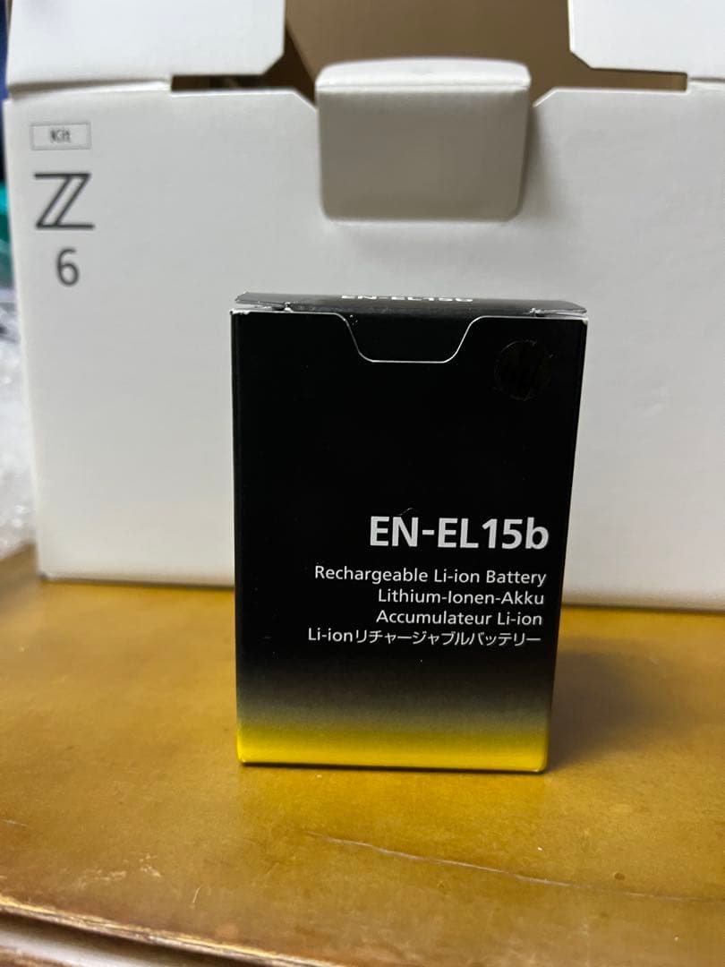 (adam)Nikon Z 6 ミラーレス一眼カメラ