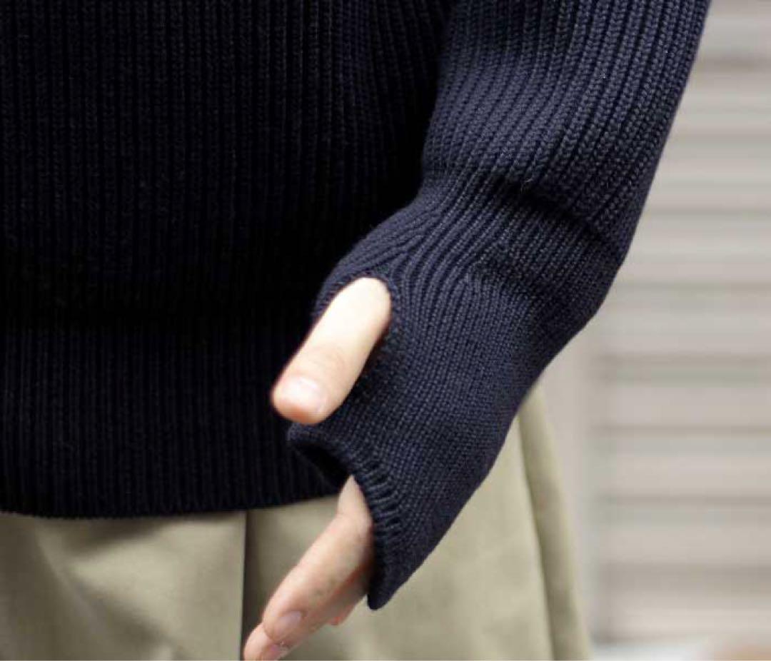 バトナー　シグネチャー ハンドウォーマー モックネック セーター ニット